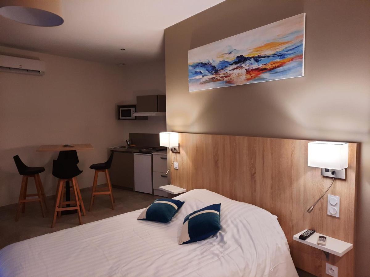 Le Logis De Berianne Aparthotel Les Tourrettes Exterior foto